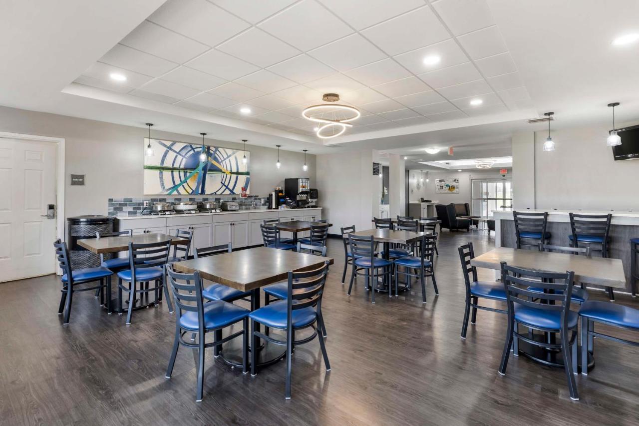 Best Western Plus Midamerica Hotel Mascoutah Exterior photo