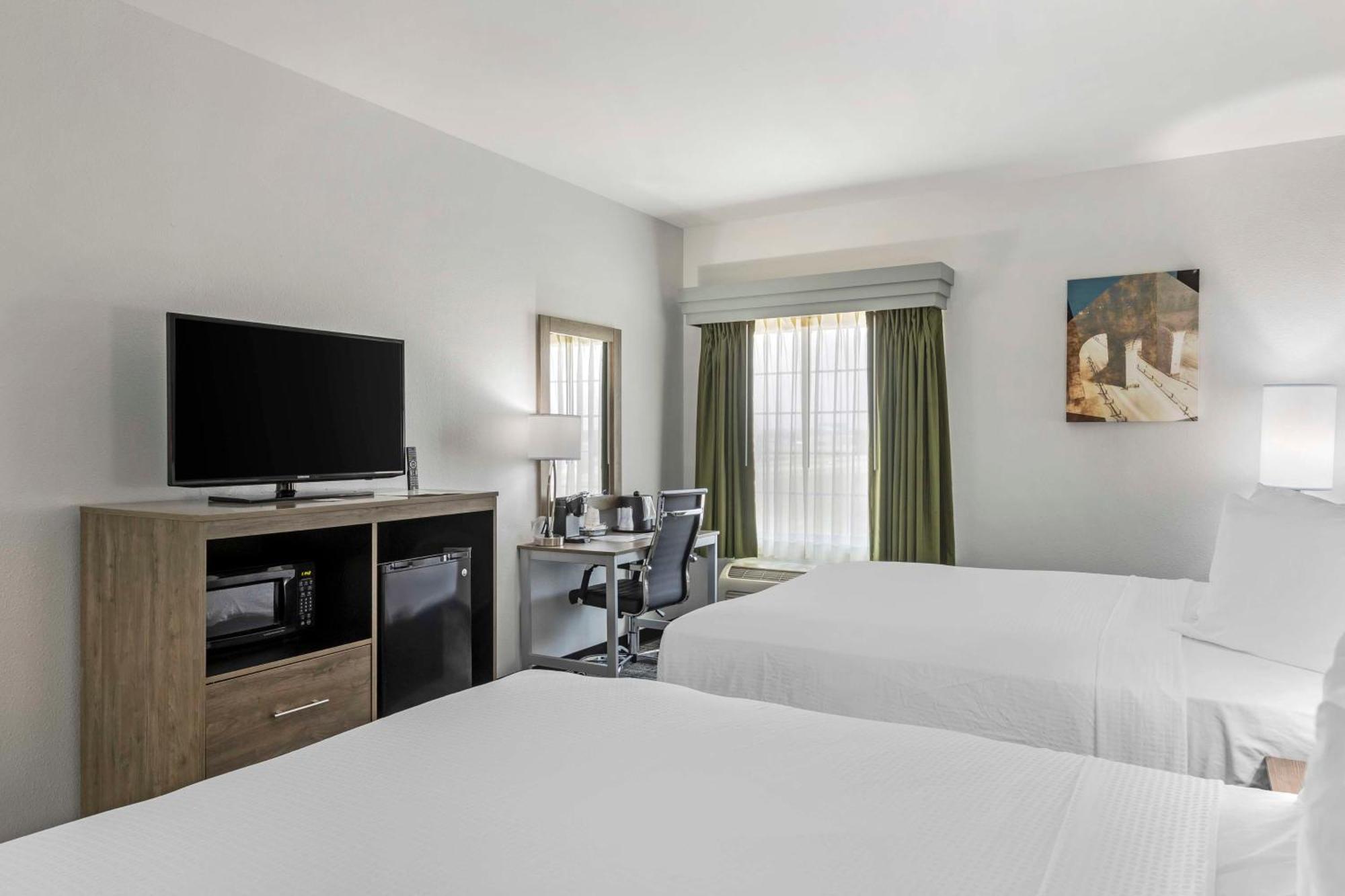 Best Western Plus Midamerica Hotel Mascoutah Exterior photo