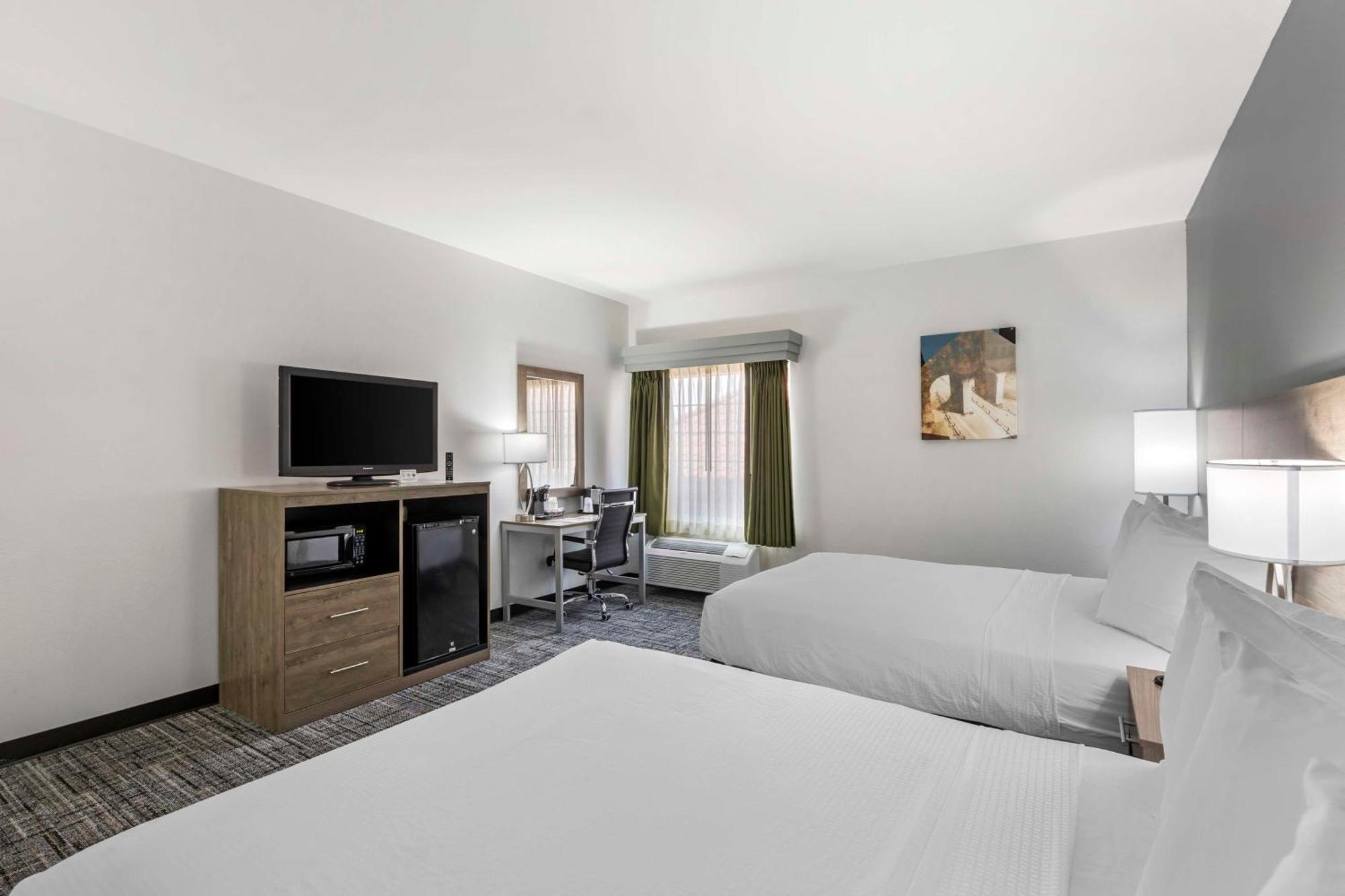 Best Western Plus Midamerica Hotel Mascoutah Exterior photo