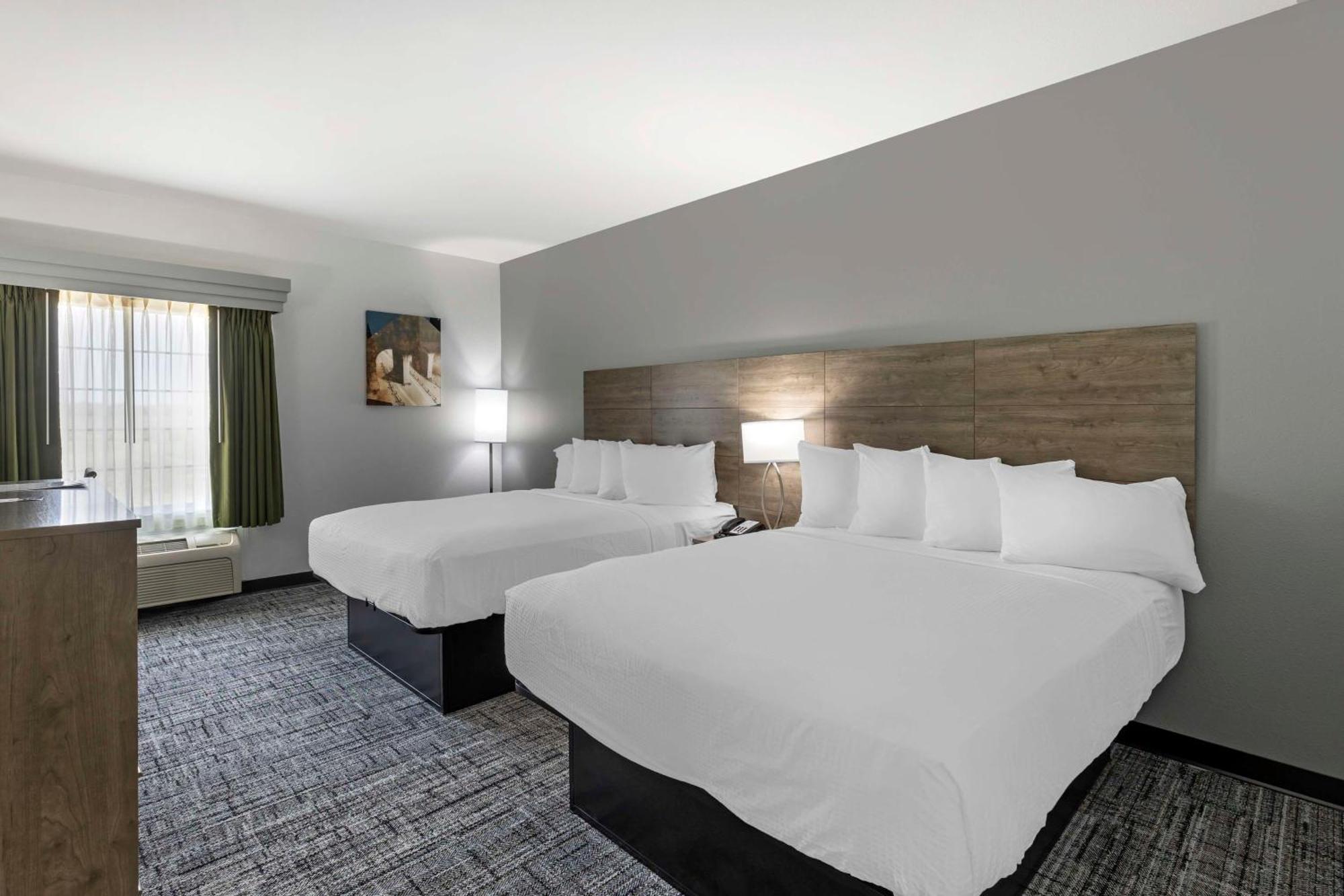 Best Western Plus Midamerica Hotel Mascoutah Exterior photo